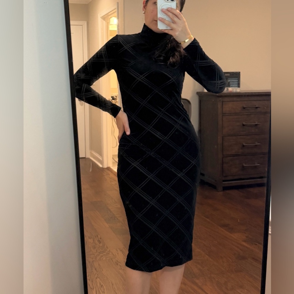 Club Monaco Black Velvet Long-Sleeve Mockneck Bodycon Dress